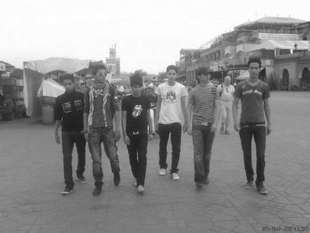 * PhOto *